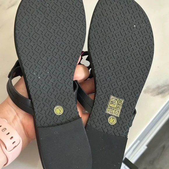Tory Burch Miller Thong Sandal (Women) - Picture 6 of 6